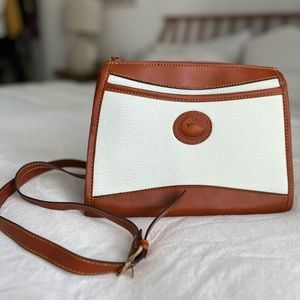 Dooney&Bourke leather bag ( Tan-white) W10.5-H 8.5 All weather leather